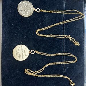 NWT MEMORY NECKLACE FRONT AND BACK. 1-16” CHAIN
